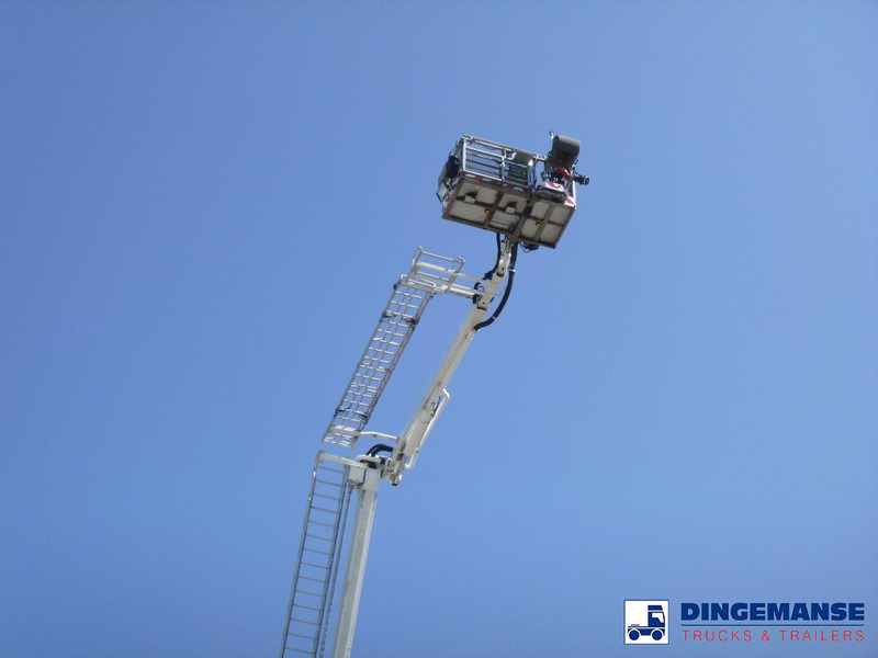 Ugunsdzēsēju mašīna Volvo FM9 340 6x2 RHD Vema 333 TFL fire truck: foto 15