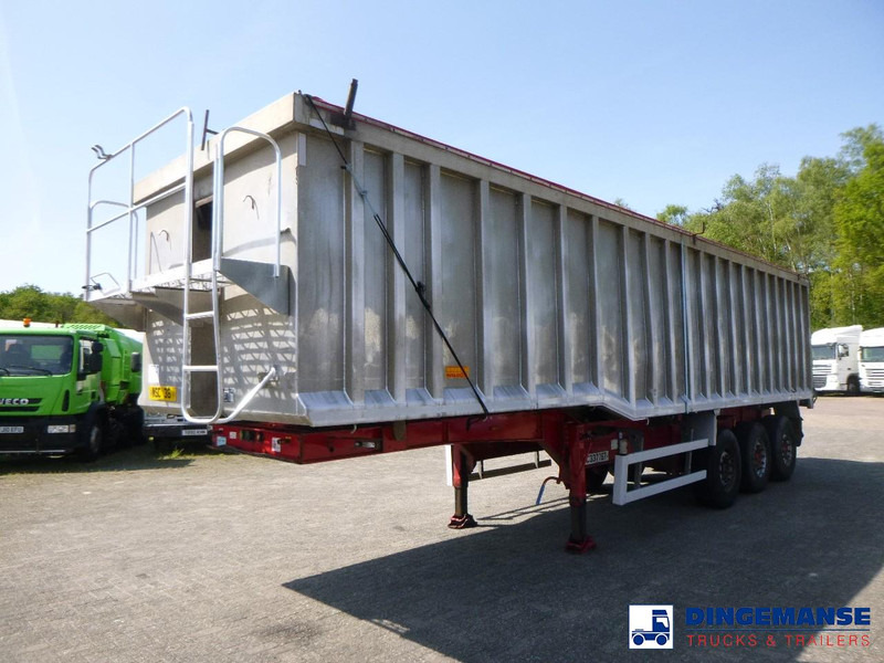 WILCOX Tipper trailer alu 55 m3 + tarpaulin - Puspiekabe pašizgāzējs: foto 1 WILCOX Tipper trailer alu 55 m3 + tarpaulin - Puspiekabe pašizgāzējs: foto 1