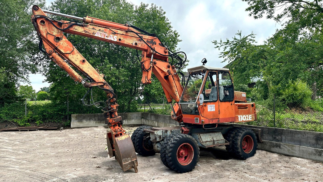 Atlas MOBILBAGGER 1302 E - Riteņu ekskavators: foto 1 Atlas MOBILBAGGER 1302 E - Riteņu ekskavators: foto 1