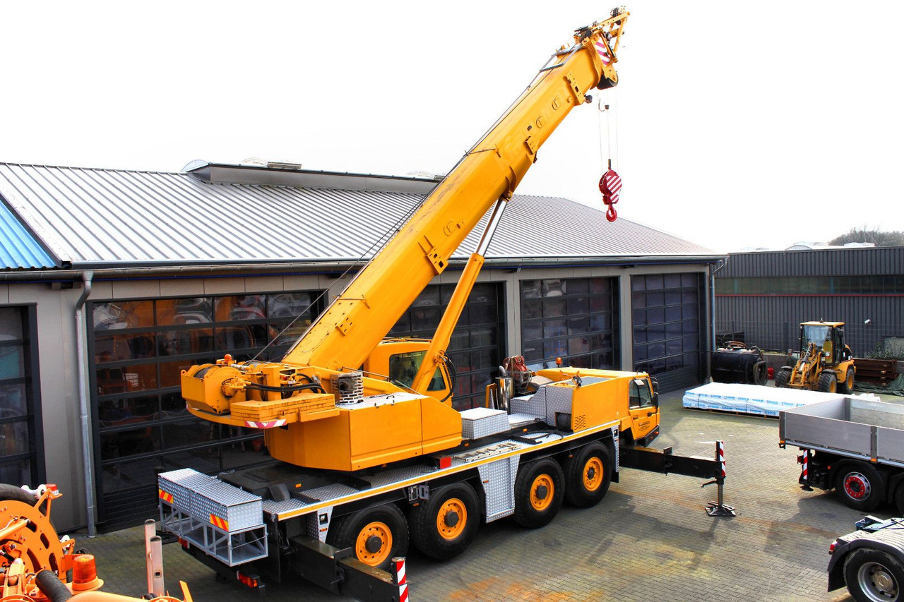 Faun Tadano FAUN ATF 90 G-4 8x6 Autokran + 20 tonnen - Kravas auto ar manipulatoru: foto 2 Faun Tadano FAUN ATF 90 G-4 8x6 Autokran + 20 tonnen - Kravas auto ar manipulatoru: foto 2