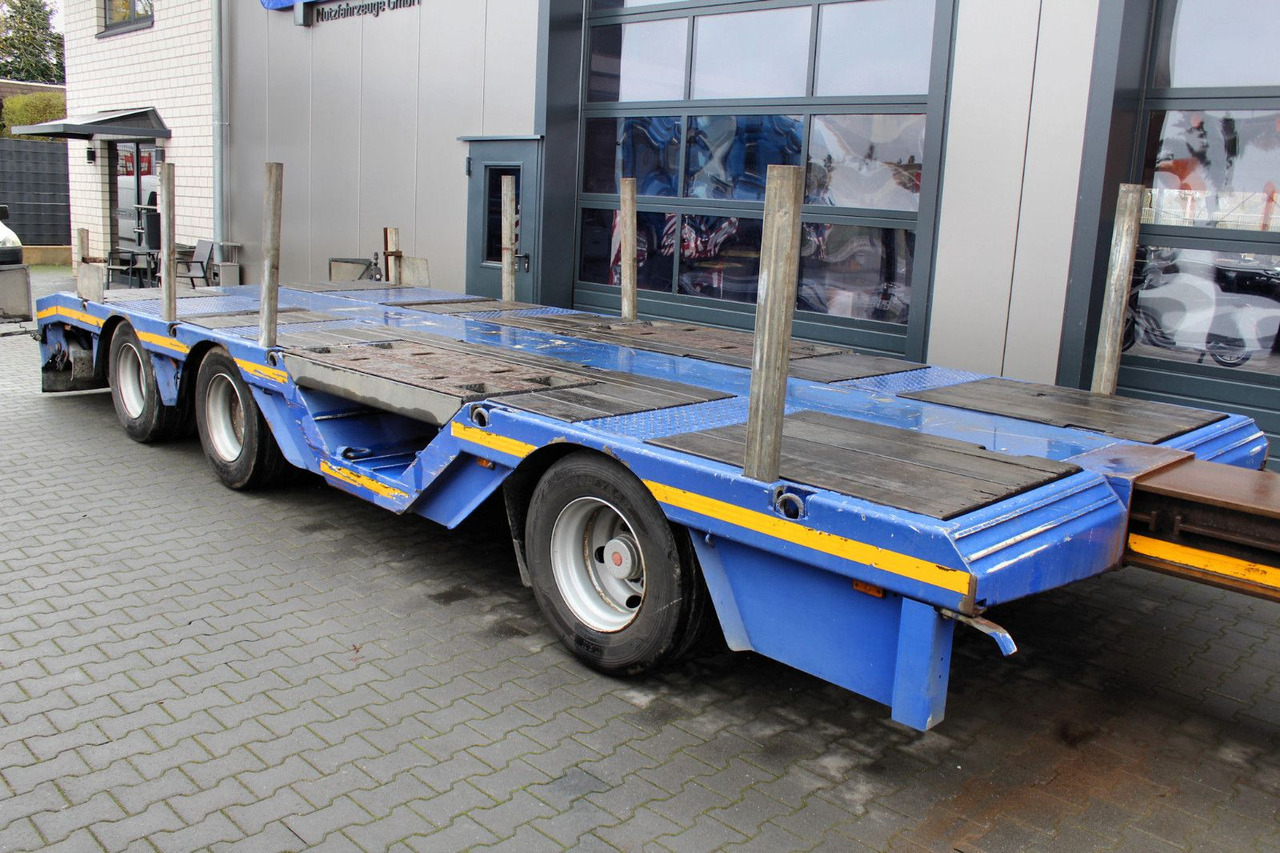 Faymonville 3-Achs Multimax F-S43-1AAF teleskop Radmulde - Puspiekabe zema profila platforma: foto 4 Faymonville 3-Achs Multimax F-S43-1AAF teleskop Radmulde - Puspiekabe zema profila platforma: foto 4