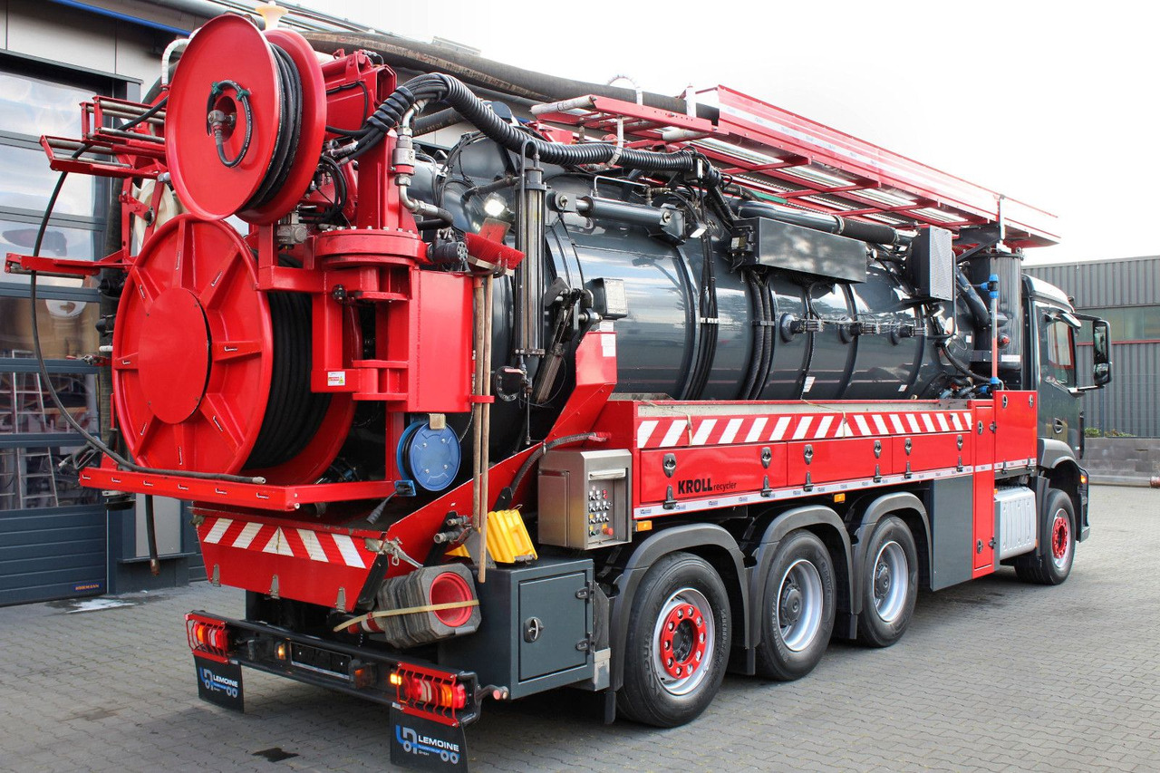 Mercedes-Benz AROCS 3246 8x4 Kroll 16m³ WRG Winterheizung -15C - Asenizācijas mašīna: foto 4 Mercedes-Benz AROCS 3246 8x4 Kroll 16m³ WRG Winterheizung -15C - Asenizācijas mašīna: foto 4