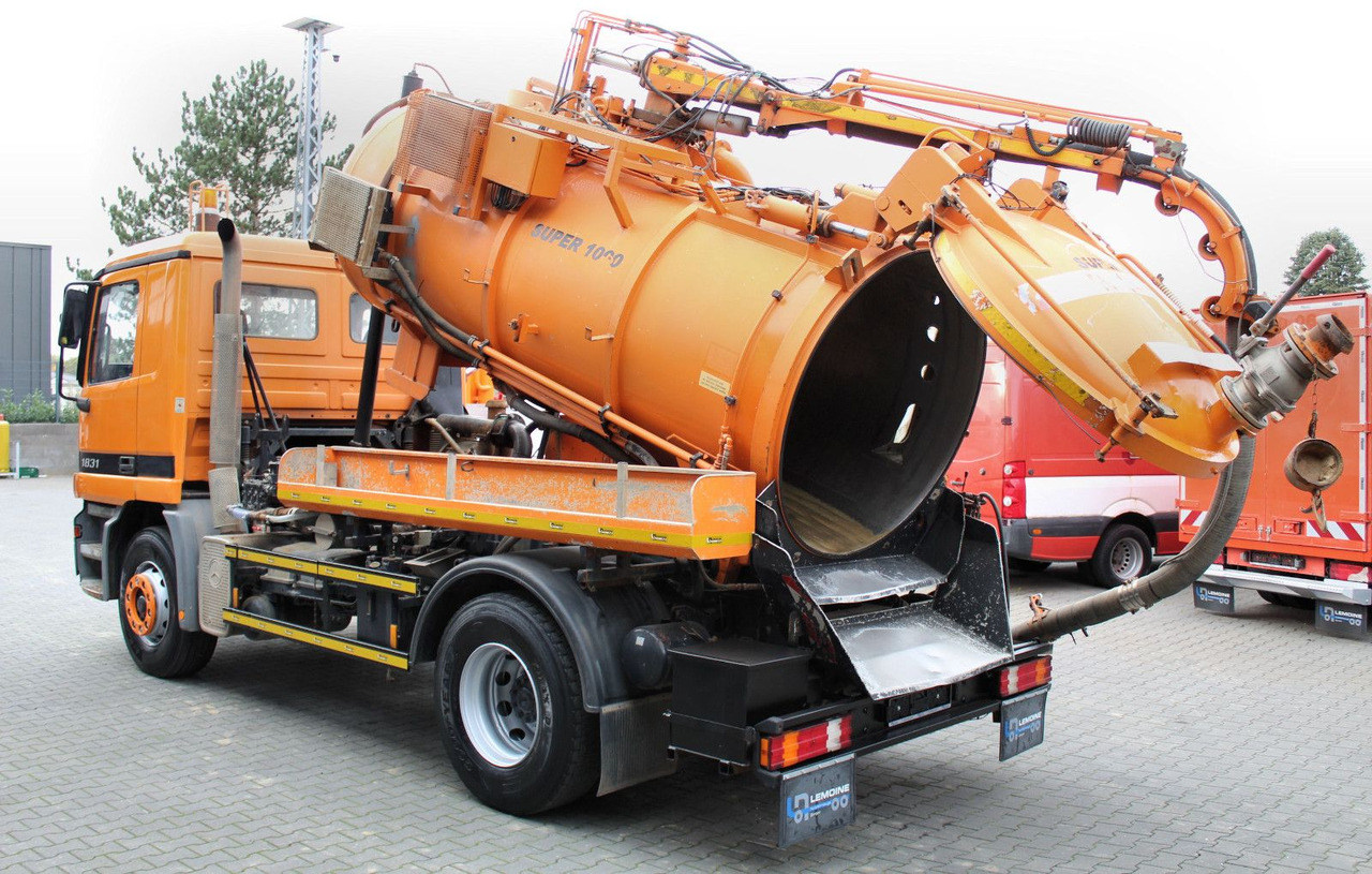 Mercedes-Benz Actros 1831 4x2 Hellmers 6,5m³ V2A INOX Kipper - Asenizācijas mašīna: foto 3 Mercedes-Benz Actros 1831 4x2 Hellmers 6,5m³ V2A INOX Kipper - Asenizācijas mašīna: foto 3