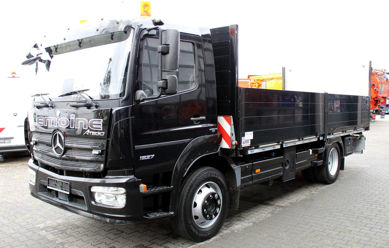 Mercedes-Benz Atego 1527 4x2 Pritsche + Ladebordwand - Bortu kravas automašīna/ Platforma: foto 2 Mercedes-Benz Atego 1527 4x2 Pritsche + Ladebordwand - Bortu kravas automašīna/ Platforma: foto 2