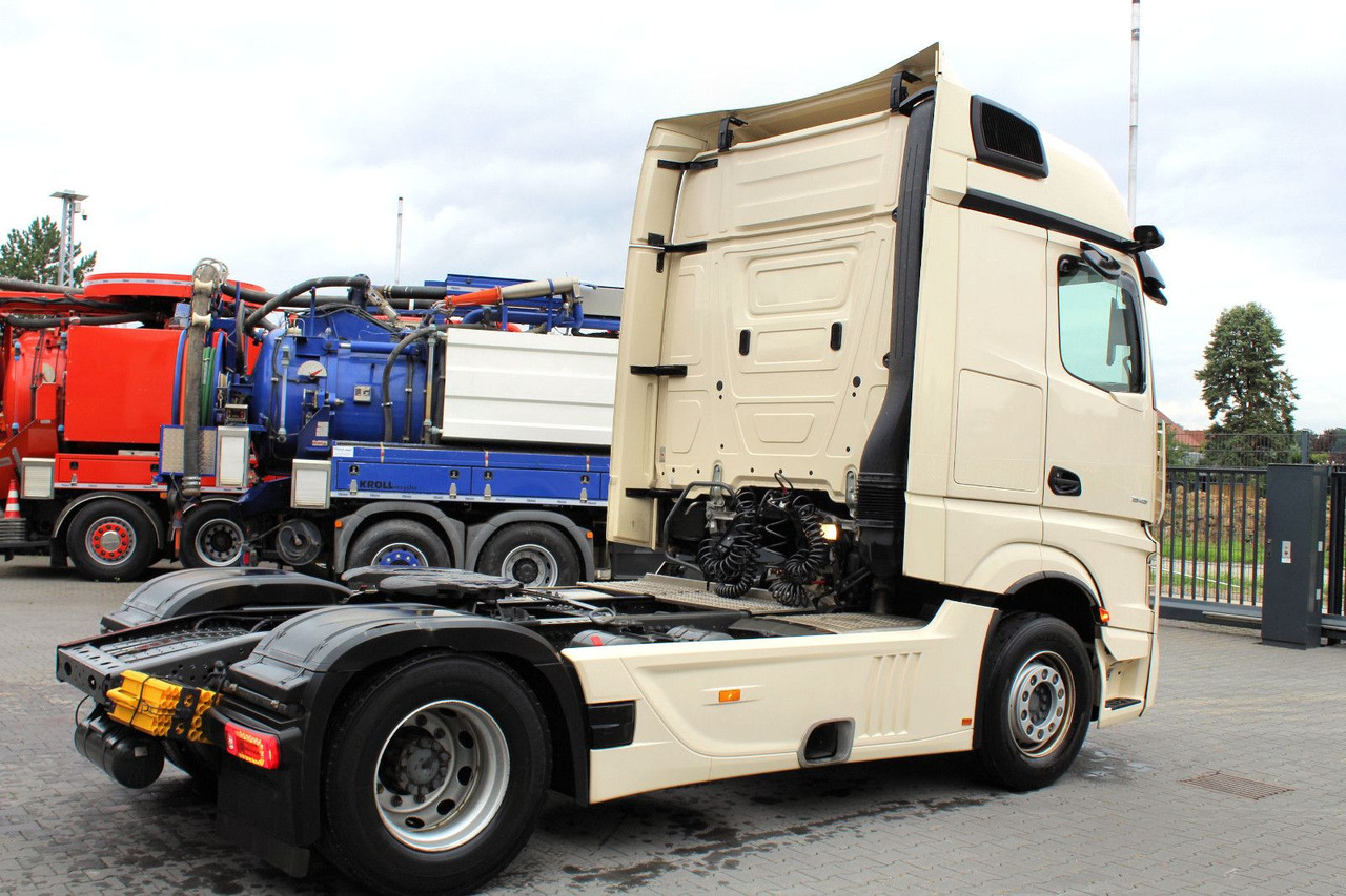 Mercedes-Benz Actros 1848 LS 4x2 BigSpace (MP5) Vollverspoiler - Vilcējs: foto 4 Mercedes-Benz Actros 1848 LS 4x2 BigSpace (MP5) Vollverspoiler - Vilcējs: foto 4