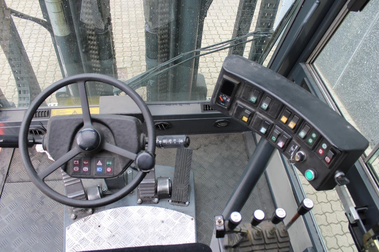 Dantruck 9890GD - Gāzes iekrāvējs: foto 4 Dantruck 9890GD - Gāzes iekrāvējs: foto 4