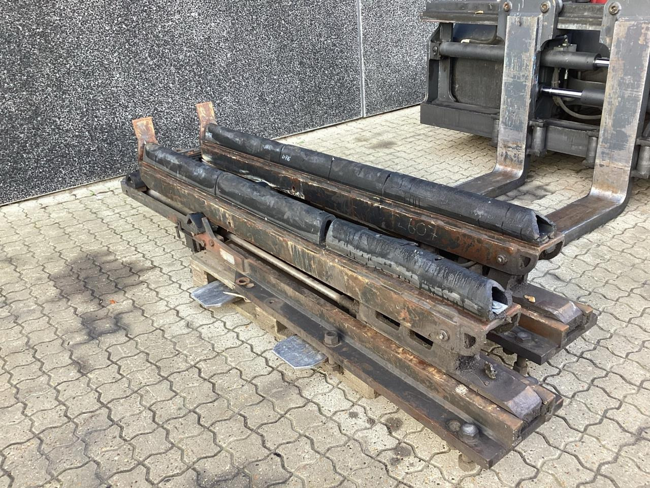 ELM LASTSTABILISATOR - Dakšas: foto 3 ELM LASTSTABILISATOR - Dakšas: foto 3