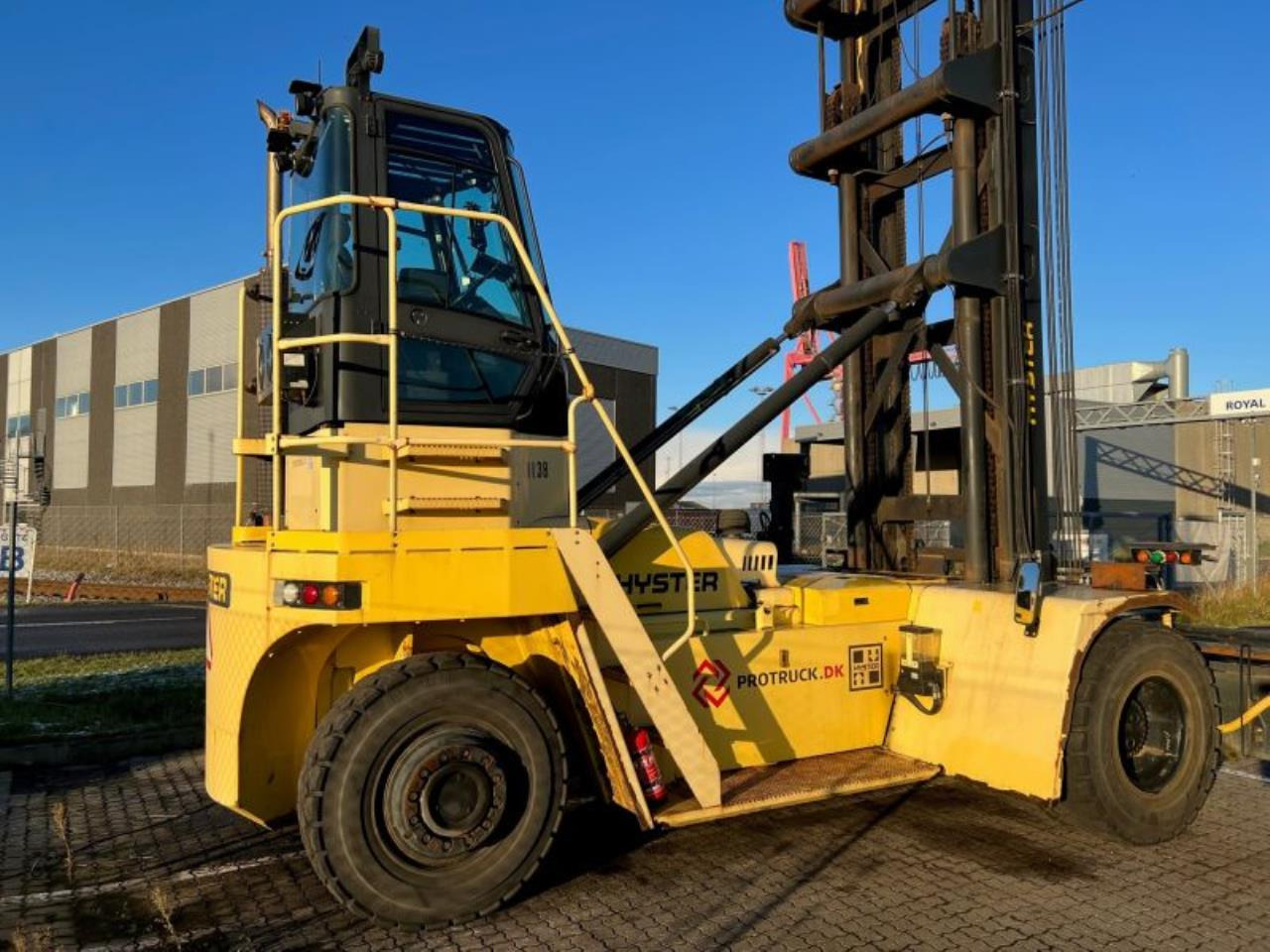 Hyster H16XM-12EC - Konteineru iekrāvējs: foto 3 Hyster H16XM-12EC - Konteineru iekrāvējs: foto 3