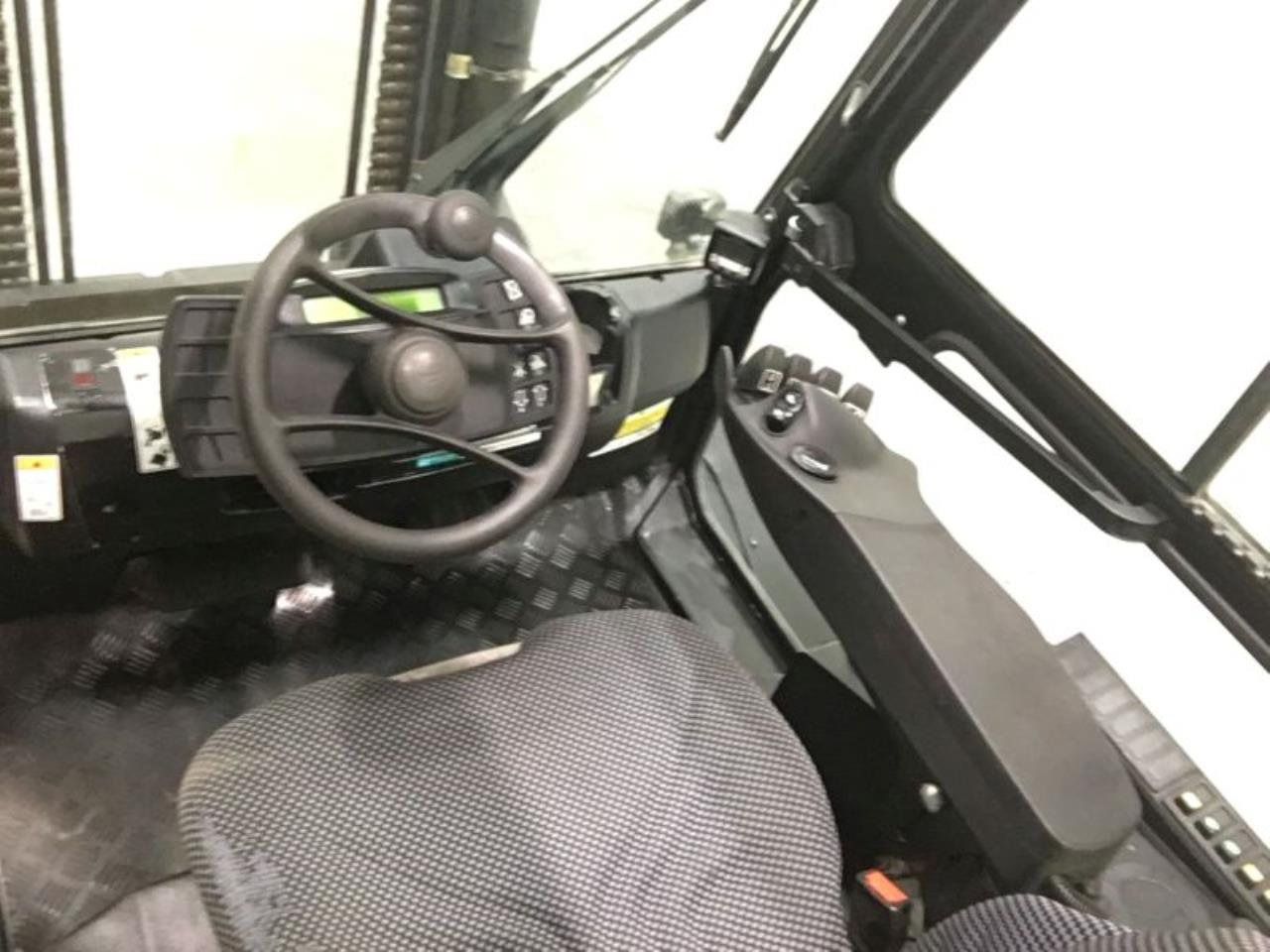 Hyster H8.0FT-6 - Konteineru iekrāvējs: foto 3 Hyster H8.0FT-6 - Konteineru iekrāvējs: foto 3