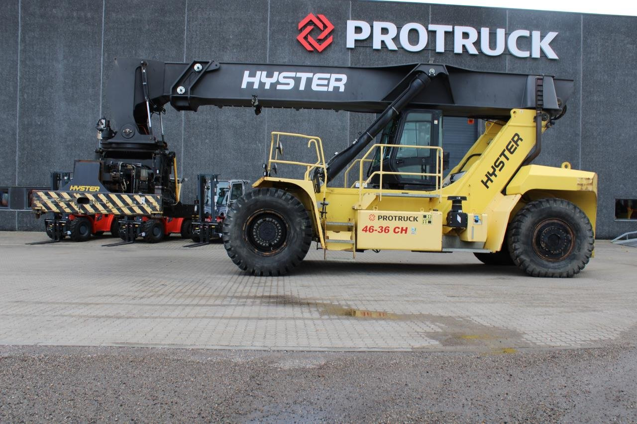 Hyster RS46-36CH - Sānu konteineru krāvējs: foto 1 Hyster RS46-36CH - Sānu konteineru krāvējs: foto 1