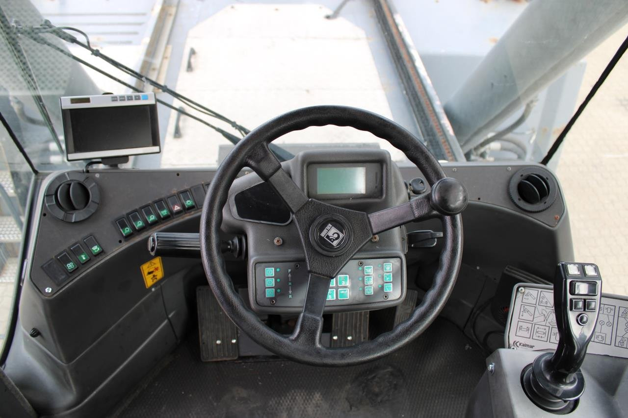 Kalmar 70C5X - Sānu konteineru krāvējs: foto 4 Kalmar 70C5X - Sānu konteineru krāvējs: foto 4