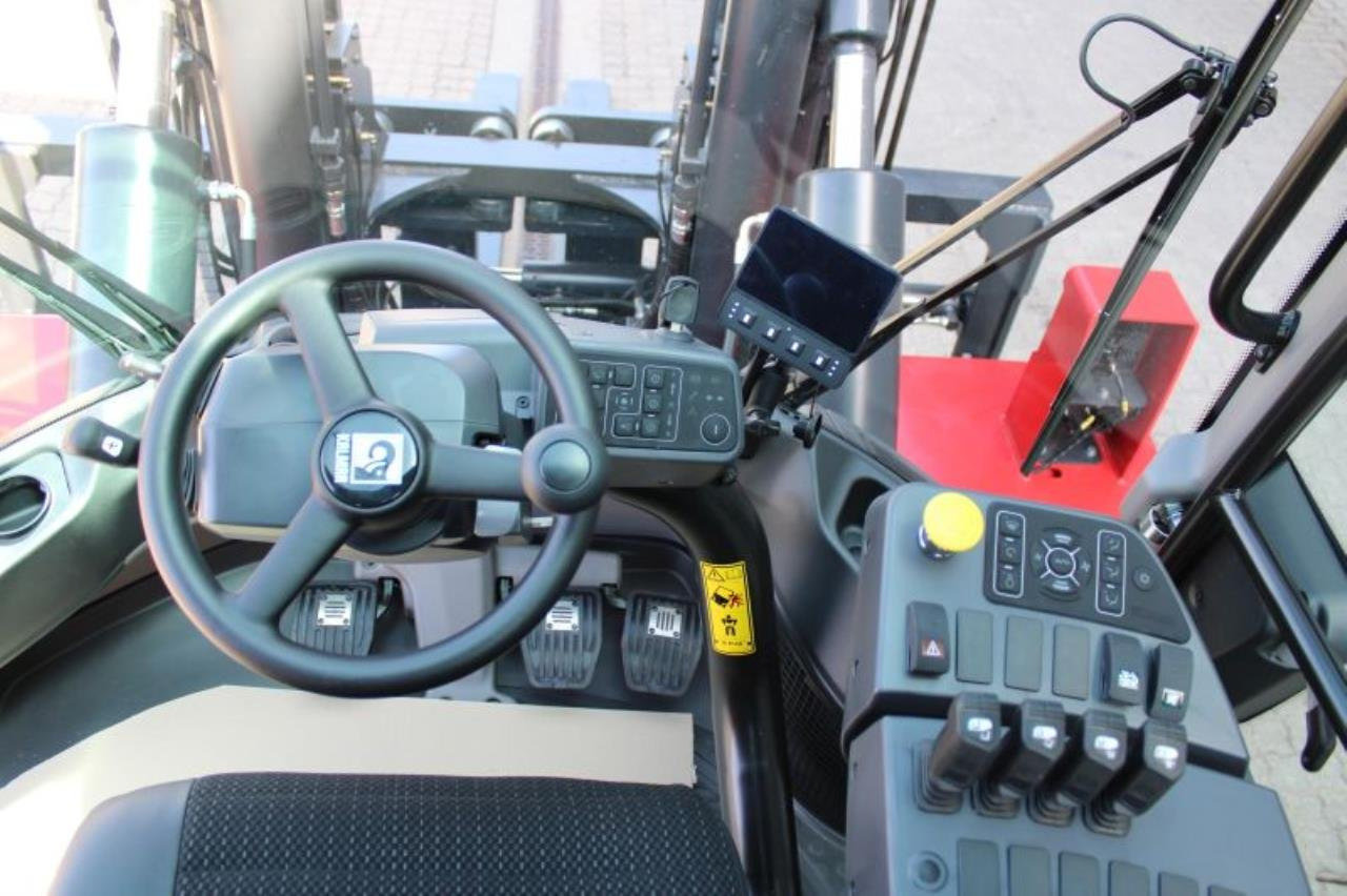 Kalmar DCG160-12 - Dīzeļiekrāvējs: foto 4 Kalmar DCG160-12 - Dīzeļiekrāvējs: foto 4