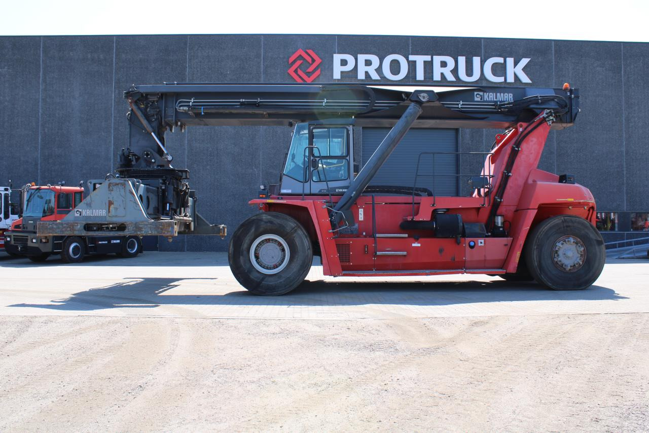 Kalmar DRF450-60S5 - Sānu konteineru krāvējs: foto 1 Kalmar DRF450-60S5 - Sānu konteineru krāvējs: foto 1