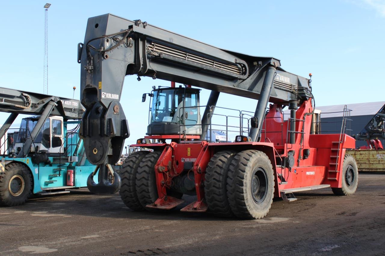 Kalmar DRG1300-92 SUPER GLO - Sānu konteineru krāvējs: foto 2 Kalmar DRG1300-92 SUPER GLO - Sānu konteineru krāvējs: foto 2