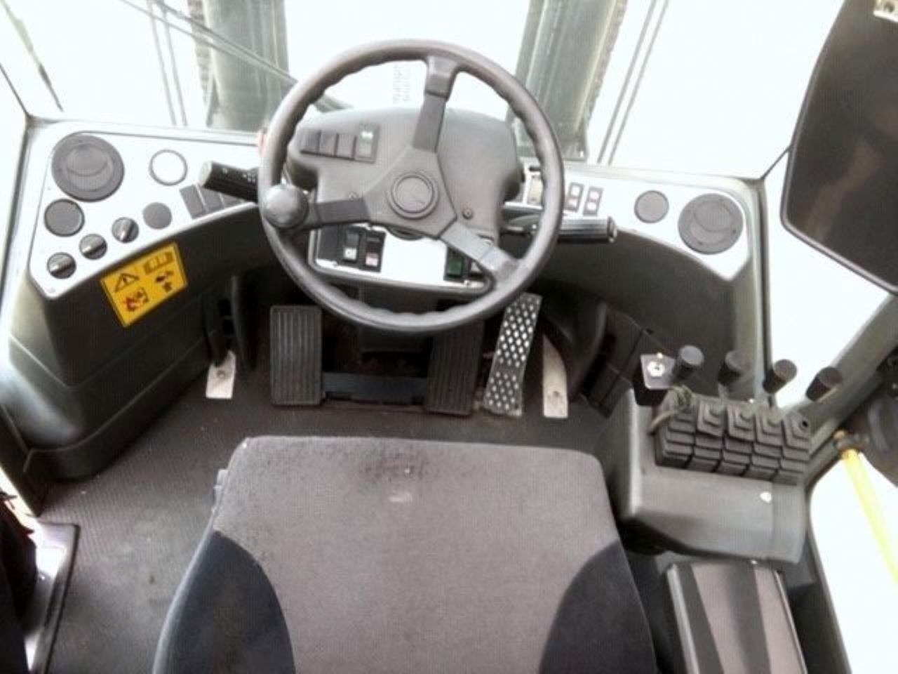 Kalmar ECD80-6 - Elektroiekrāvējs: foto 4 Kalmar ECD80-6 - Elektroiekrāvējs: foto 4