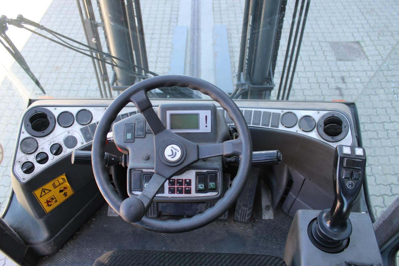 Kalmar ECF90-6 - Elektroiekrāvējs: foto 4 Kalmar ECF90-6 - Elektroiekrāvējs: foto 4