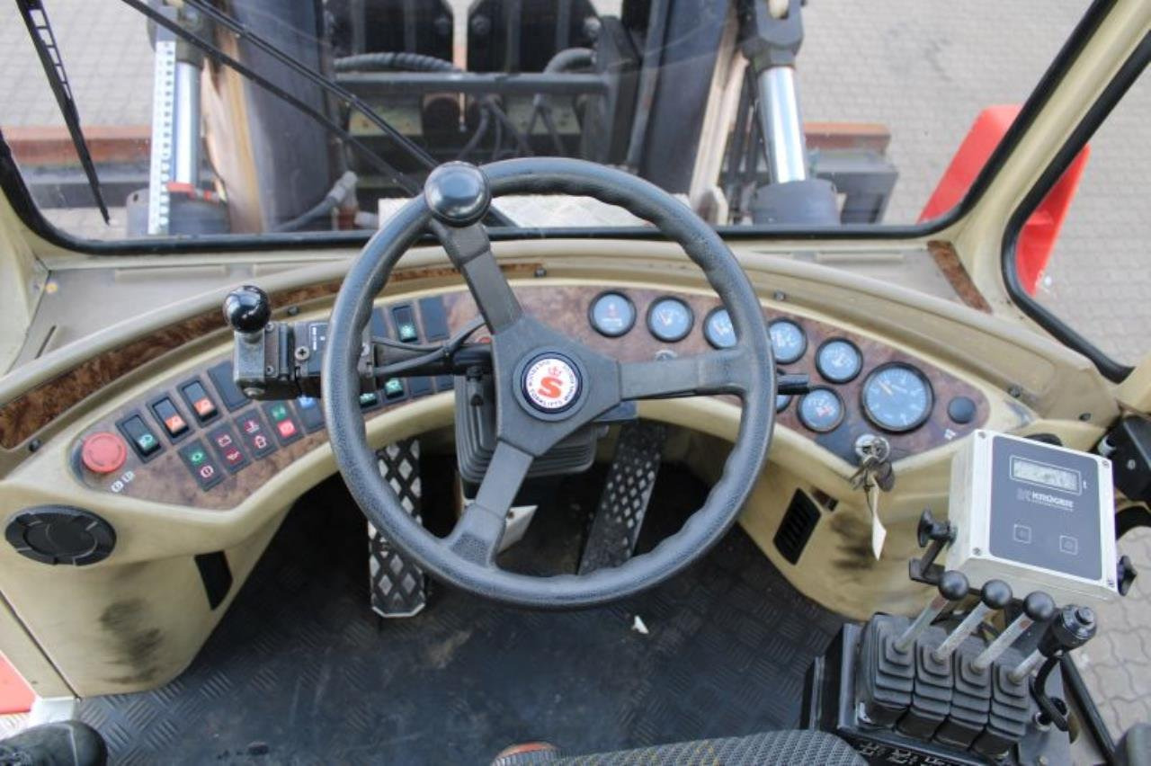 SveTruck 16120-38 - Dīzeļiekrāvējs: foto 4 SveTruck 16120-38 - Dīzeļiekrāvējs: foto 4