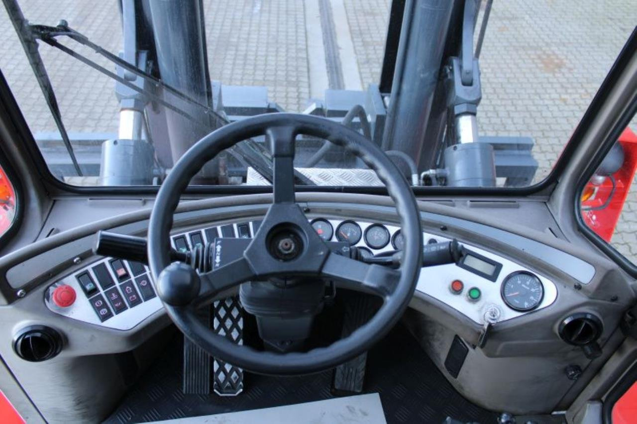 SveTruck 1875-33 - Dīzeļiekrāvējs: foto 4 SveTruck 1875-33 - Dīzeļiekrāvējs: foto 4