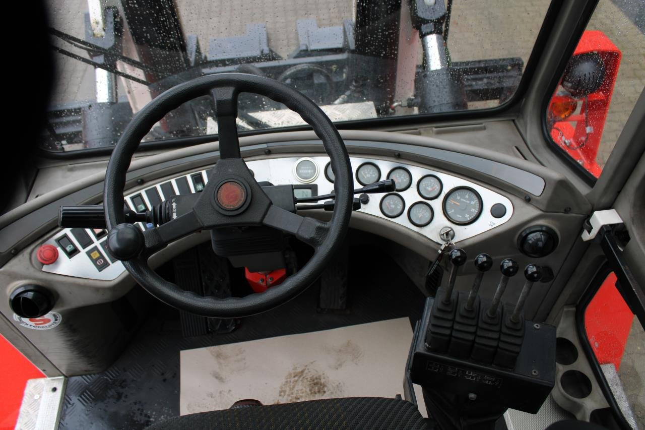 SveTruck 1875-33 - Dīzeļiekrāvējs: foto 4 SveTruck 1875-33 - Dīzeļiekrāvējs: foto 4