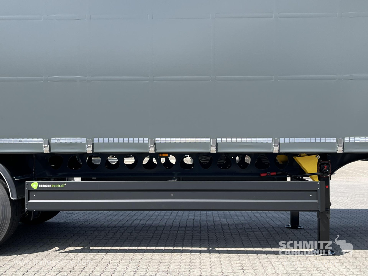 Jaunā Tenta puspiekabe BERGER Auflieger Curtainsider Standard: foto 13