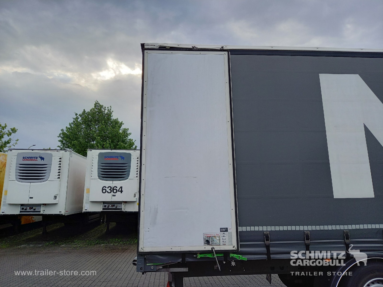FLIEGL Auflieger Curtainsider Coil - Tenta puspiekabe: foto 2 FLIEGL Auflieger Curtainsider Coil - Tenta puspiekabe: foto 2
