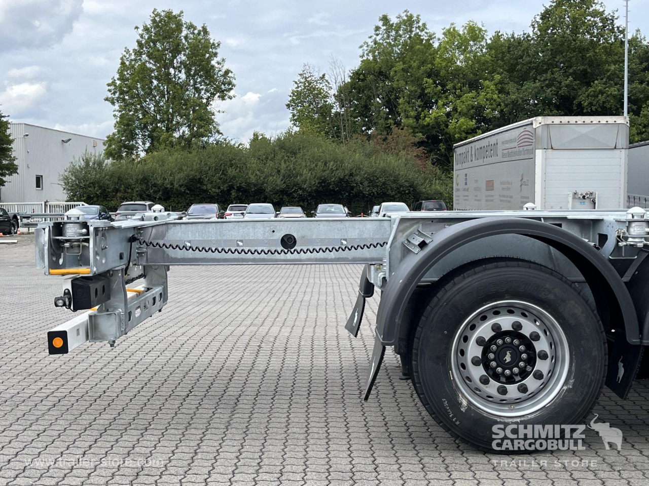 SCHMITZ Auflieger Containerfahrgestell Standard - Puspiekabe noņemamā virsbūve/ Konteineru vedējs: foto 3 SCHMITZ Auflieger Containerfahrgestell Standard - Puspiekabe noņemamā virsbūve/ Konteineru vedējs: foto 3