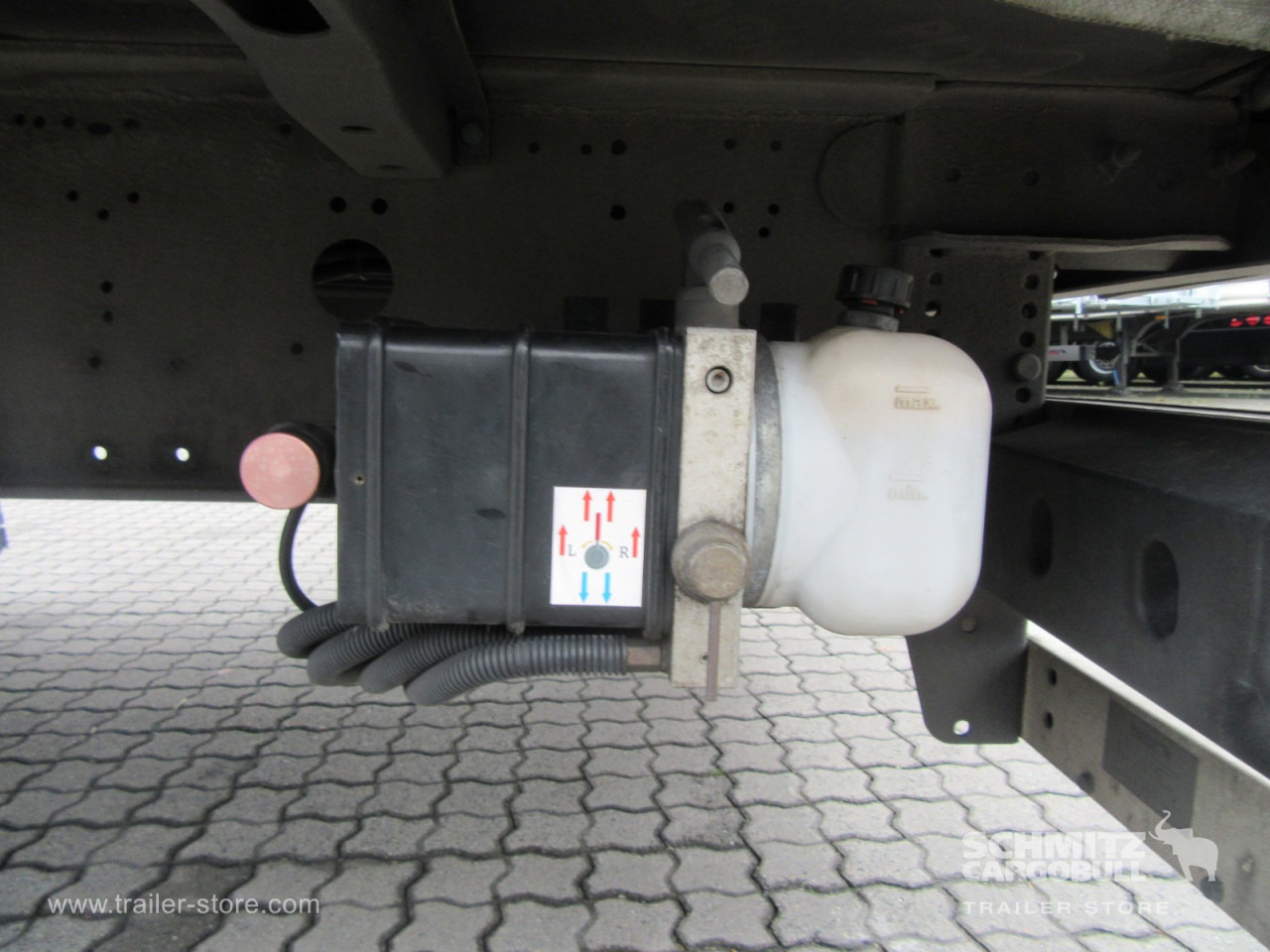 SCHMITZ Auflieger Curtainsider Mega - Tenta puspiekabe: foto 4 SCHMITZ Auflieger Curtainsider Mega - Tenta puspiekabe: foto 4