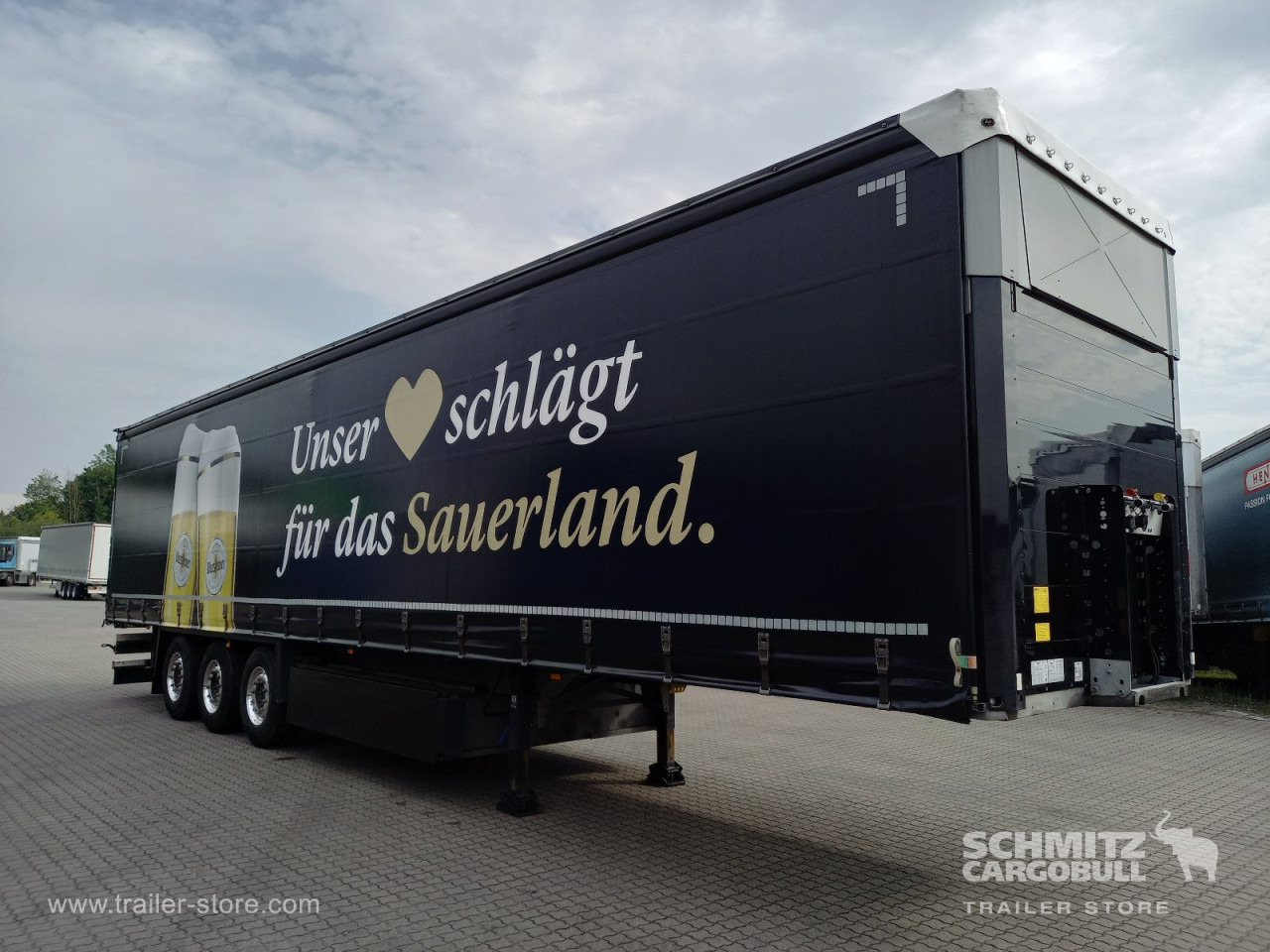 SCHMITZ Auflieger Curtainsider Standard - Tenta puspiekabe: foto 1 SCHMITZ Auflieger Curtainsider Standard - Tenta puspiekabe: foto 1