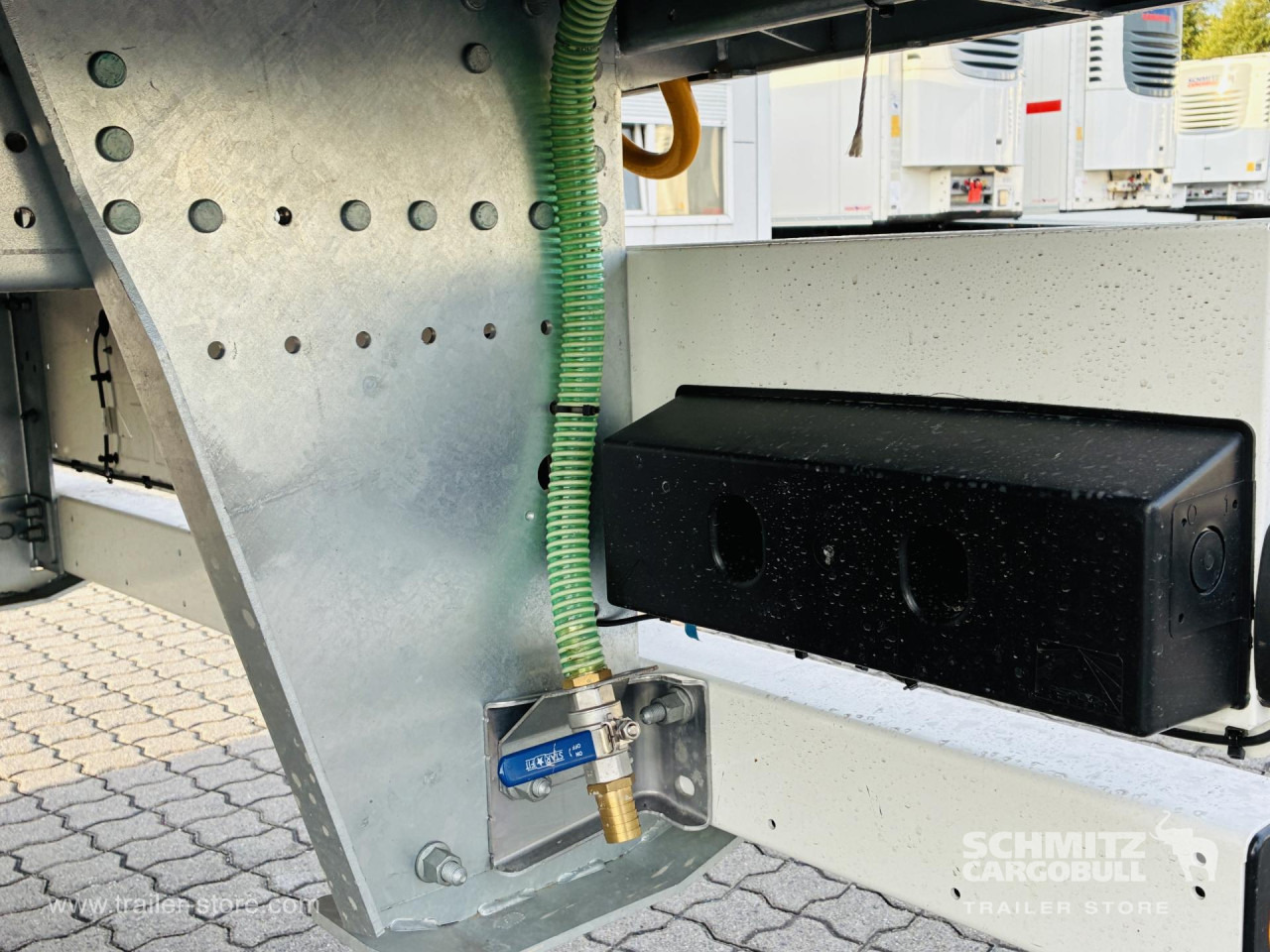 SCHMITZ Auflieger Tiefkühler Multitemp Double deck - Puspiekabe izotermiskais: foto 5 SCHMITZ Auflieger Tiefkühler Multitemp Double deck - Puspiekabe izotermiskais: foto 5