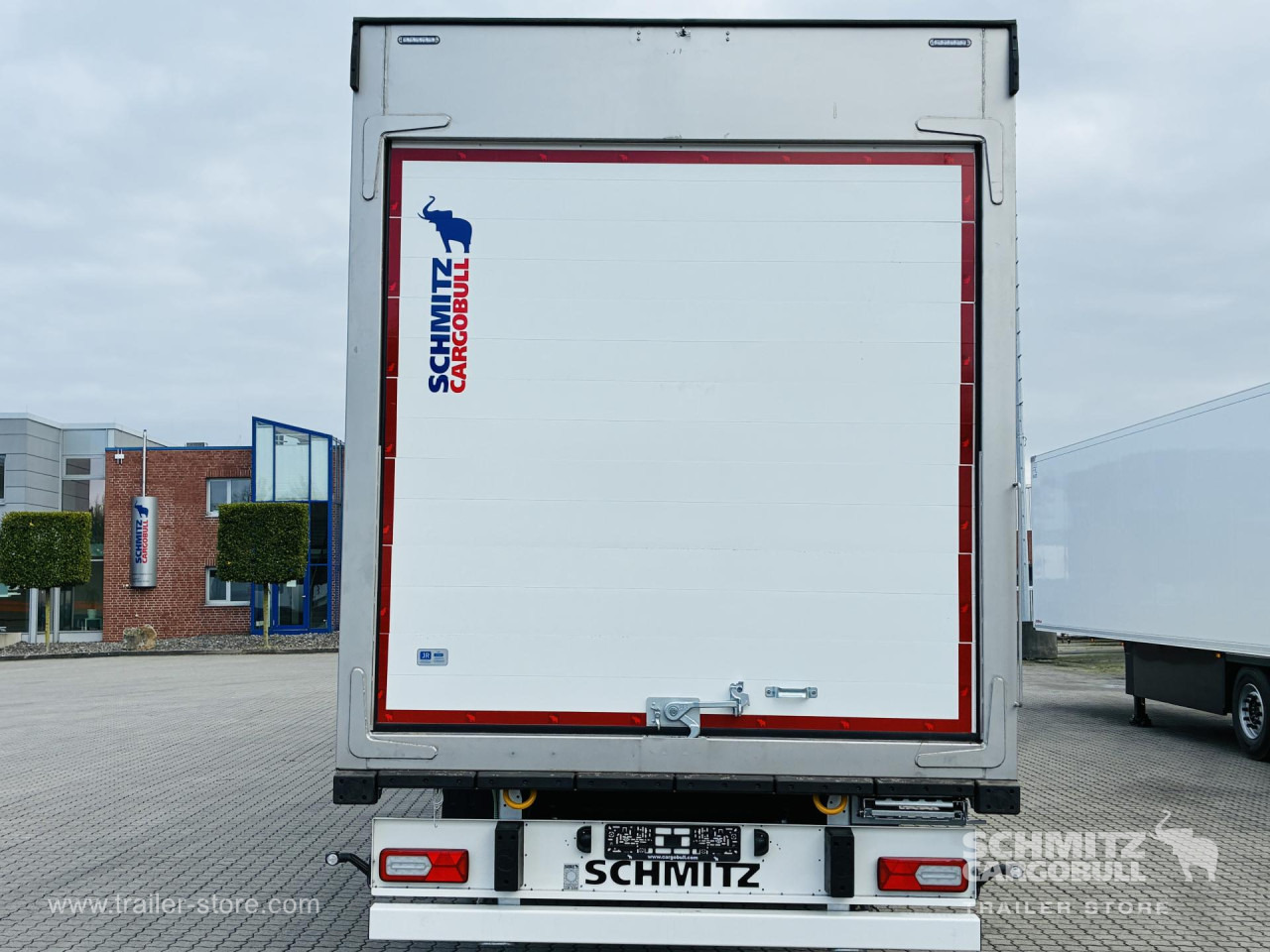 SCHMITZ Auflieger Tiefkühler Standard Double deck - Puspiekabe izotermiskais: foto 2 SCHMITZ Auflieger Tiefkühler Standard Double deck - Puspiekabe izotermiskais: foto 2