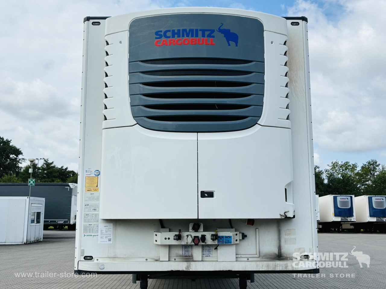 SCHMITZ Auflieger Tiefkühler Standard Double deck - Puspiekabe izotermiskais: foto 2 SCHMITZ Auflieger Tiefkühler Standard Double deck - Puspiekabe izotermiskais: foto 2