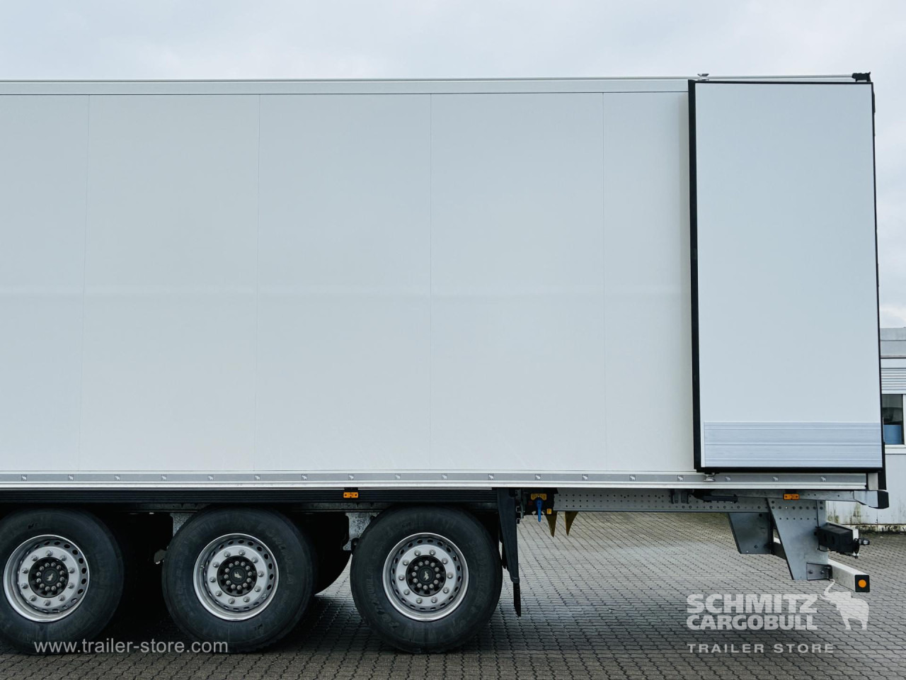 SCHMITZ Auflieger Tiefkühler Standard - Puspiekabe izotermiskais: foto 2 SCHMITZ Auflieger Tiefkühler Standard - Puspiekabe izotermiskais: foto 2