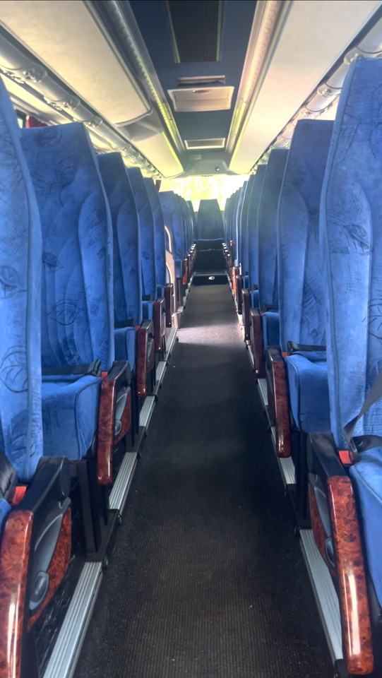 Iveco New Domino euro 5 (WC-KLIMA-57SEATS-NEW TYRES-ALCOA WHEELS) - Starppilsētu autobuss: foto 5 Iveco New Domino euro 5 (WC-KLIMA-57SEATS-NEW TYRES-ALCOA WHEELS) - Starppilsētu autobuss: foto 5