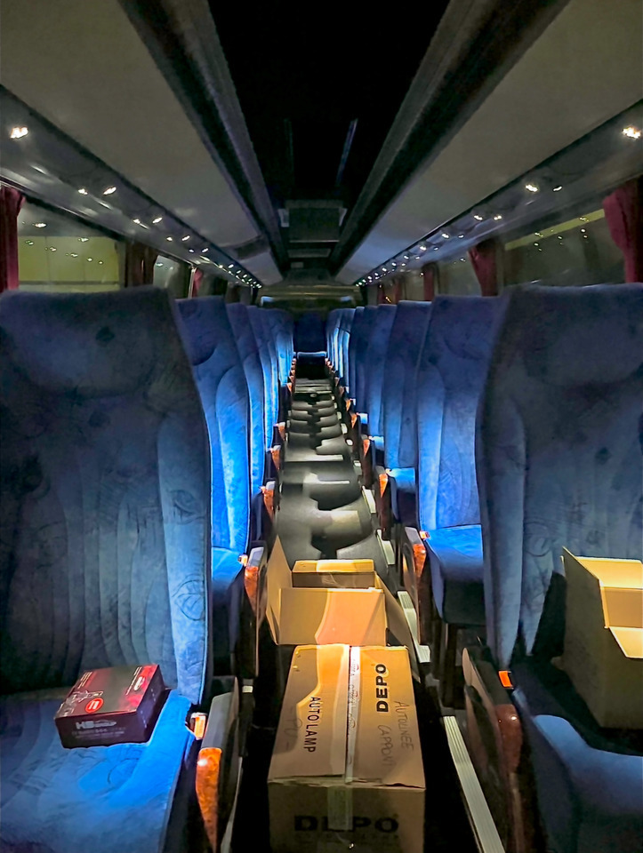 Iveco New Domino euro 5 (WC-KLIMA-57SEATS-NEW TYRES-ALCOA WHEELS) - Starppilsētu autobuss: foto 2 Iveco New Domino euro 5 (WC-KLIMA-57SEATS-NEW TYRES-ALCOA WHEELS) - Starppilsētu autobuss: foto 2