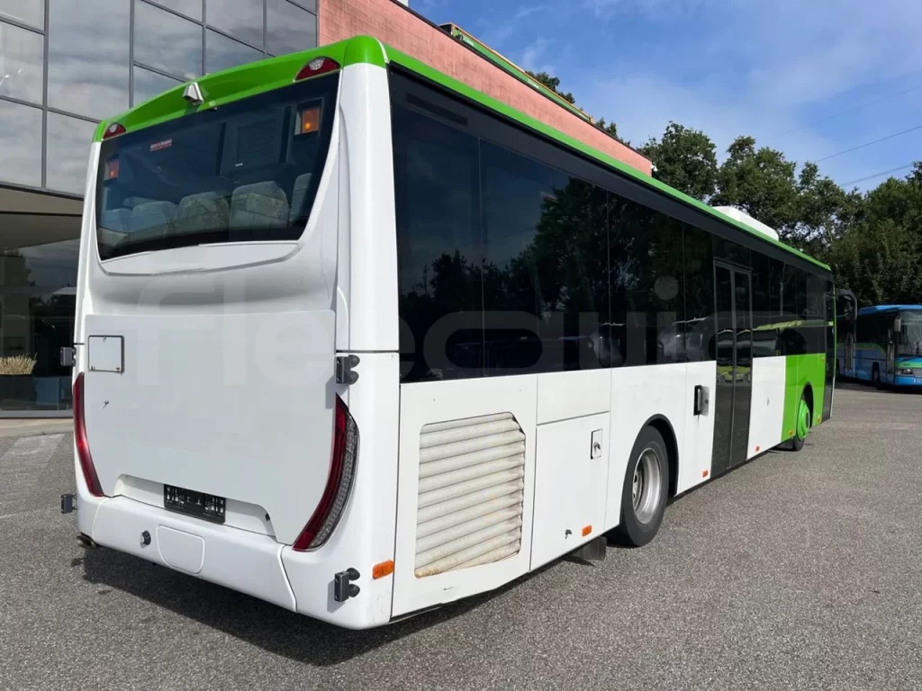 N.1 IVECO CROSSWAY LE – Anno 2014 - Piepilsētas autobuss: foto 4 N.1 IVECO CROSSWAY LE – Anno 2014 - Piepilsētas autobuss: foto 4