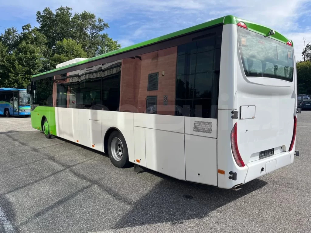 N.1 IVECO CROSSWAY LE – Anno 2014 - Piepilsētas autobuss: foto 2 N.1 IVECO CROSSWAY LE – Anno 2014 - Piepilsētas autobuss: foto 2