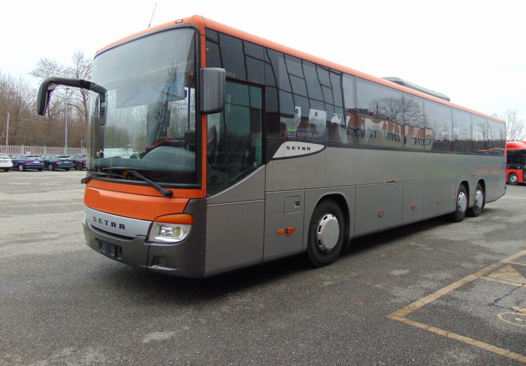 N.1 SETRA S 417 UL – Anno 2009 - Piepilsētas autobuss: foto 3 N.1 SETRA S 417 UL – Anno 2009 - Piepilsētas autobuss: foto 3