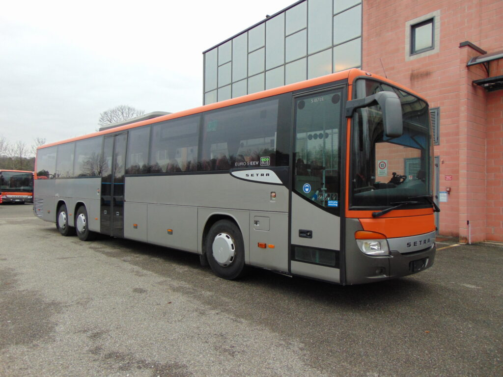 N.1 SETRA S 417 UL – Anno 2009 - Piepilsētas autobuss: foto 1 N.1 SETRA S 417 UL – Anno 2009 - Piepilsētas autobuss: foto 1