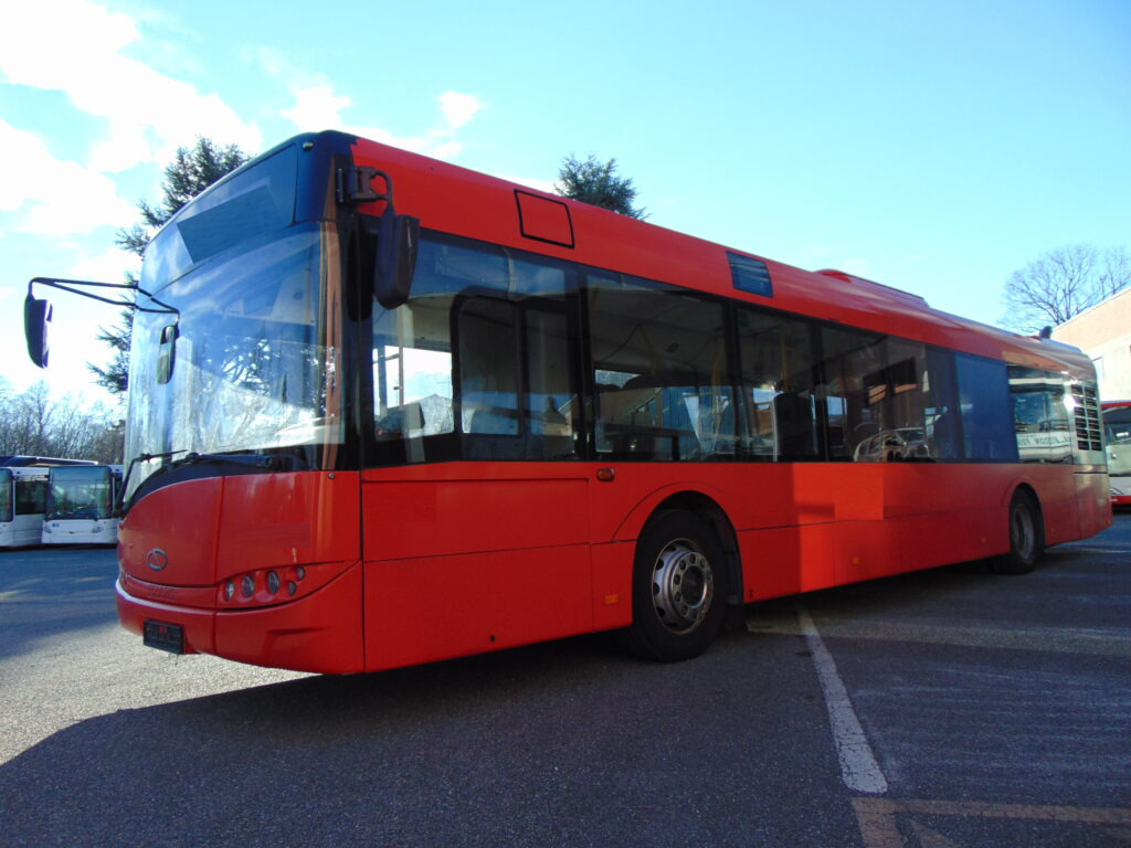 N. 8 SOLARIS URBINO 12 LF – Anno 2011 - Pilsētas autobuss: foto 3 N. 8 SOLARIS URBINO 12 LF – Anno 2011 - Pilsētas autobuss: foto 3