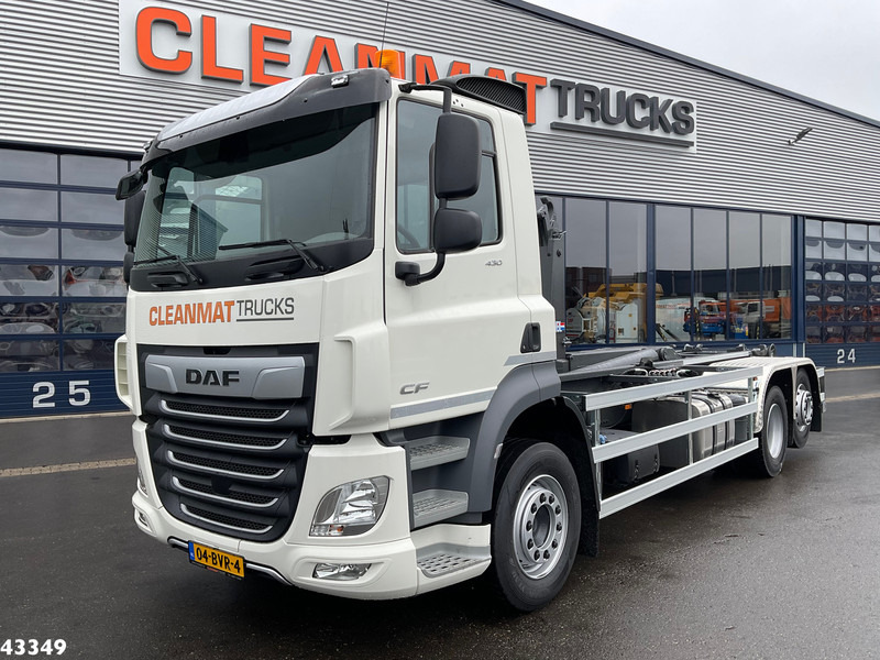 DAF FAN CF 430 VDL 21 Ton haakarmsysteem - Pacēlājs ar āķi: foto 2 DAF FAN CF 430 VDL 21 Ton haakarmsysteem - Pacēlājs ar āķi: foto 2