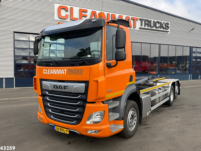 DAF FAN CF 430 VDL 21 Ton haakarmsysteem - Pacēlājs ar āķi: foto 2 DAF FAN CF 430 VDL 21 Ton haakarmsysteem - Pacēlājs ar āķi: foto 2