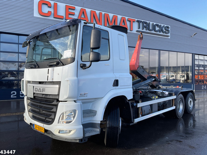 DAF FAN CF 440 Euro 6 20 Ton haakarmsysteem - Pacēlājs ar āķi: foto 1 DAF FAN CF 440 Euro 6 20 Ton haakarmsysteem - Pacēlājs ar āķi: foto 1