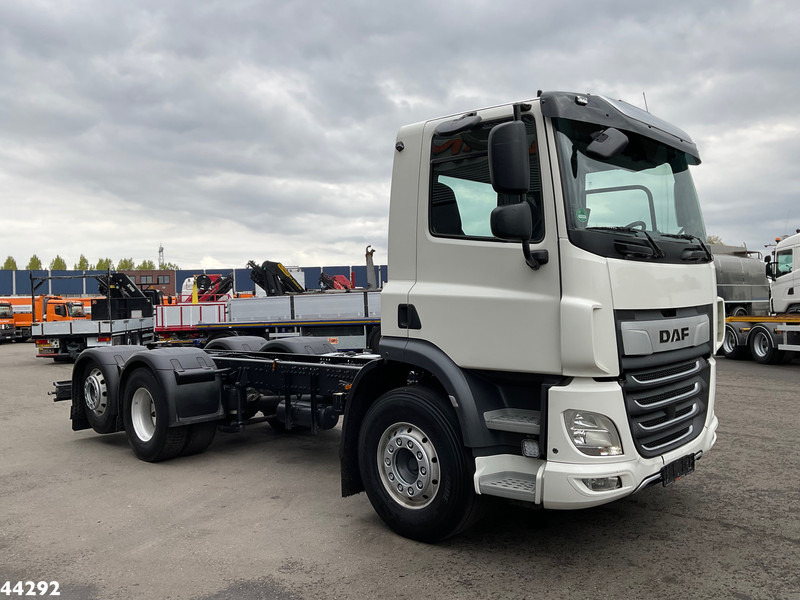 DAF FAN CF 450 Euro 6 Chassis Cabine - Šasija kravas automašīna: foto 5 DAF FAN CF 450 Euro 6 Chassis Cabine - Šasija kravas automašīna: foto 5