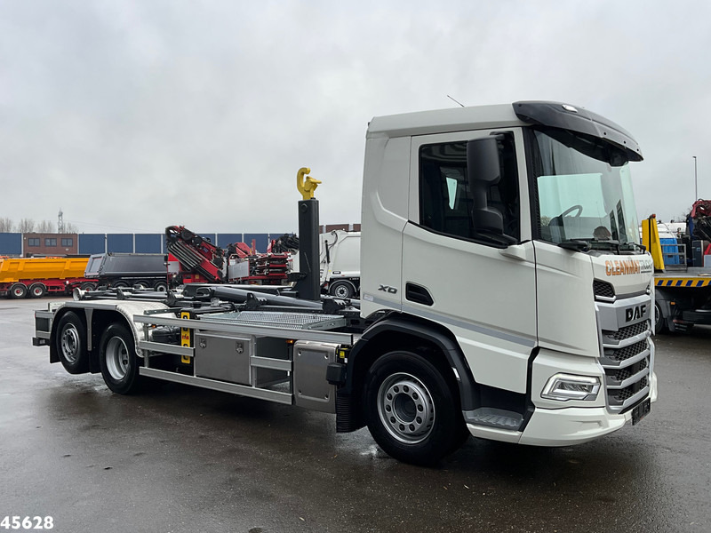 DAF FAN XD 450 Euro 6 Hyva 26 Ton haakarmsysteem - Pacēlājs ar āķi: foto 3 DAF FAN XD 450 Euro 6 Hyva 26 Ton haakarmsysteem - Pacēlājs ar āķi: foto 3