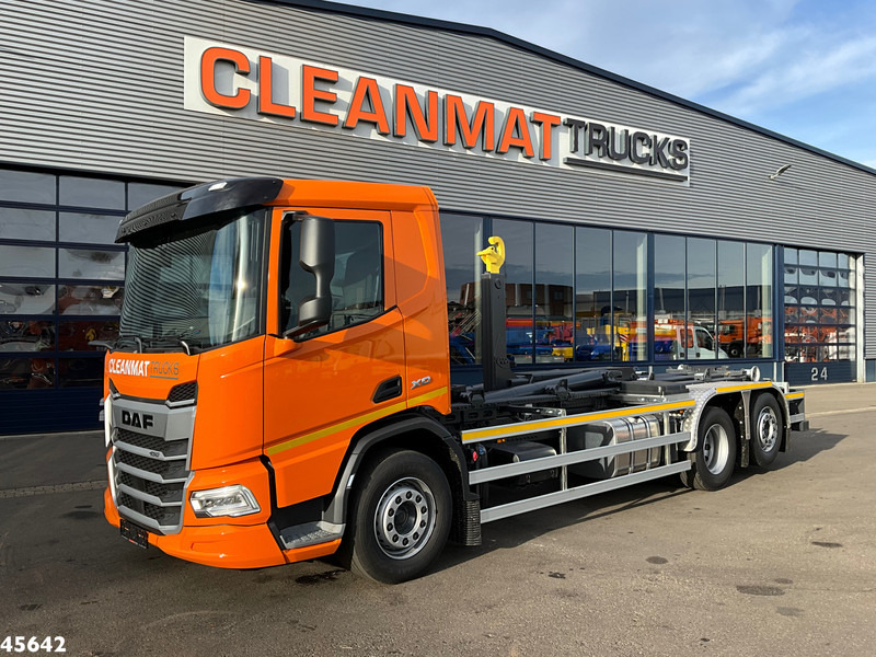 DAF FAN XD 450 Euro 6 Hyvalift 26 Ton haakarmsysteem - Pacēlājs ar āķi: foto 2 DAF FAN XD 450 Euro 6 Hyvalift 26 Ton haakarmsysteem - Pacēlājs ar āķi: foto 2