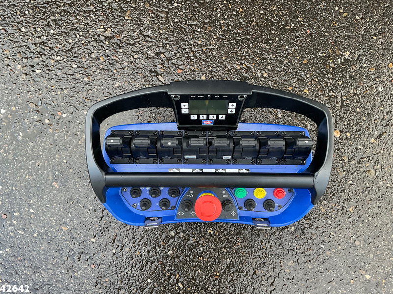 Pacēlājs ar āķi, Kravas auto ar manipulatoru DAF FAQ CF 430 HMF 28 Tonmeter laadkraan: foto 13