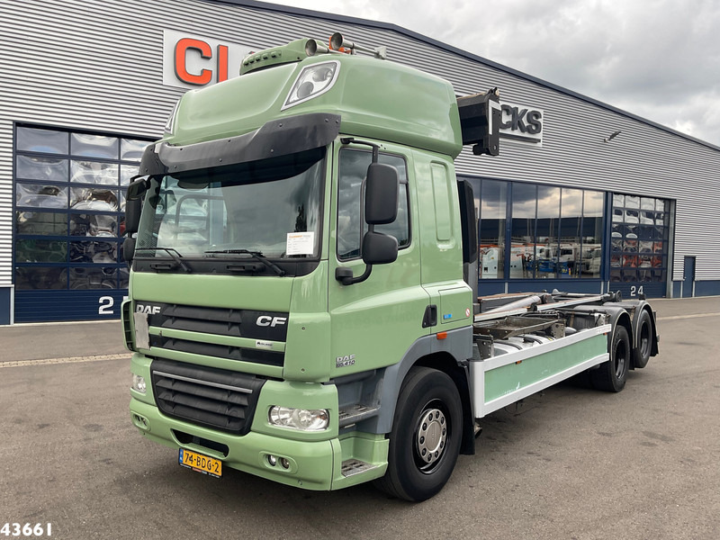 DAF FAS 85 CF 410 VDL 21 Ton haakarmsysteem - Pacēlājs ar āķi: foto 2 DAF FAS 85 CF 410 VDL 21 Ton haakarmsysteem - Pacēlājs ar āķi: foto 2
