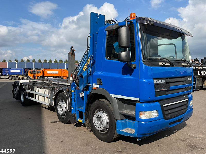 DAF FAX 85 CF 360 8x2 Euro 5 Hiab 16 Tonmeter laadkraan - Pacēlājs ar āķi, Kravas auto ar manipulatoru: foto 3 DAF FAX 85 CF 360 8x2 Euro 5 Hiab 16 Tonmeter laadkraan - Pacēlājs ar āķi, Kravas auto ar manipulatoru: foto 3