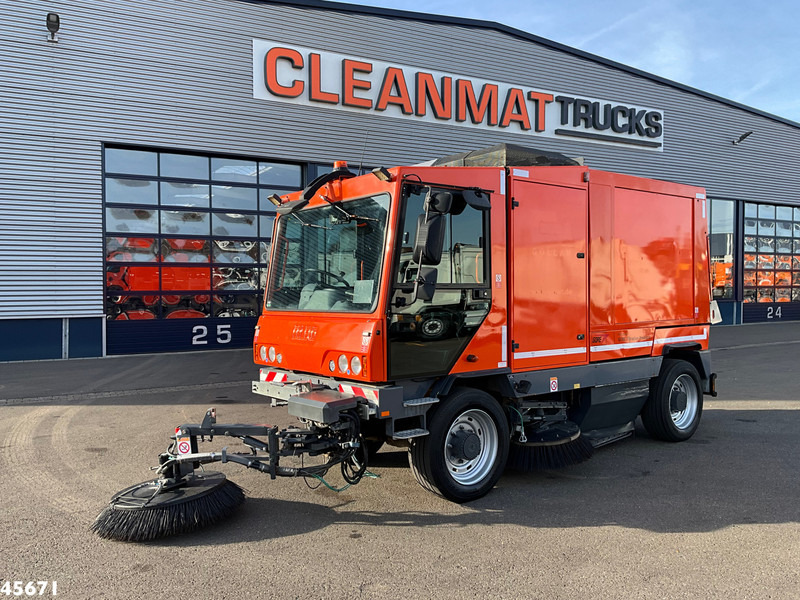 Dulevo 5020 Euro 6 with 3-rd brush - Ielu tīrīšanas mašīna: foto 2 Dulevo 5020 Euro 6 with 3-rd brush - Ielu tīrīšanas mašīna: foto 2