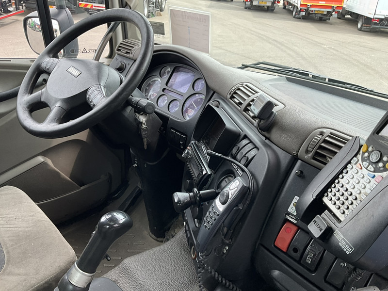 Pacēlājs ar āķi, Kravas auto ar manipulatoru Ginaf X 3232 S Euro 5 Manual Hiab 28 Tonmeter laadkraan: foto 16